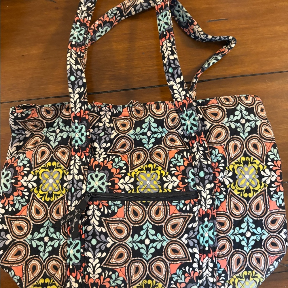Vera Bradley Vera Sierra Patterned Tote Bag